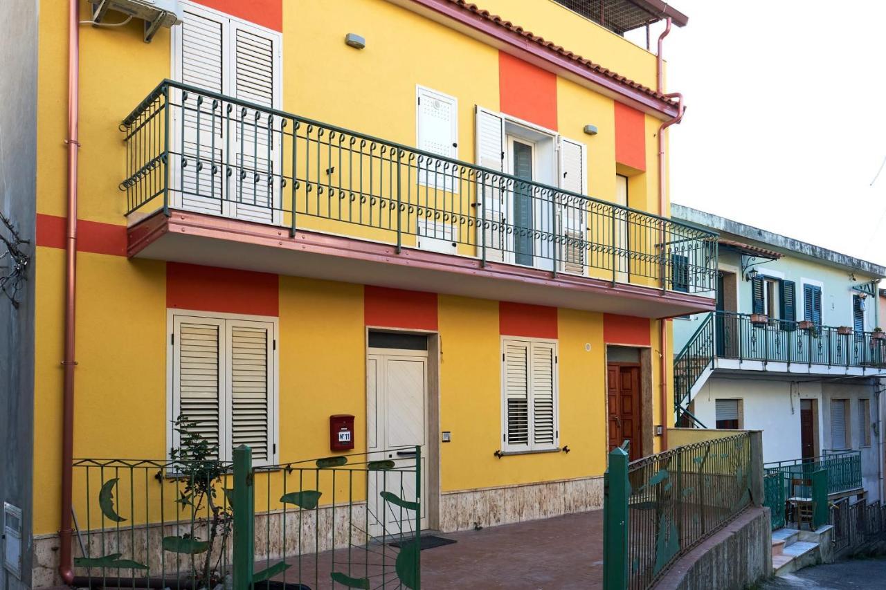 Bouganville House - Casa Vacanze Triparni Luaran gambar