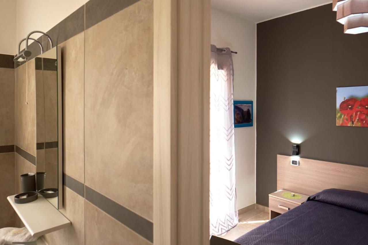 Bouganville House - Casa Vacanze Triparni Luaran gambar